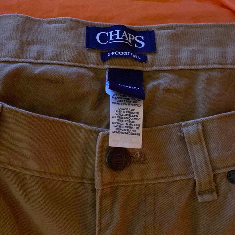 Chaps Men’s 36 X 34, 5 pocket twill
